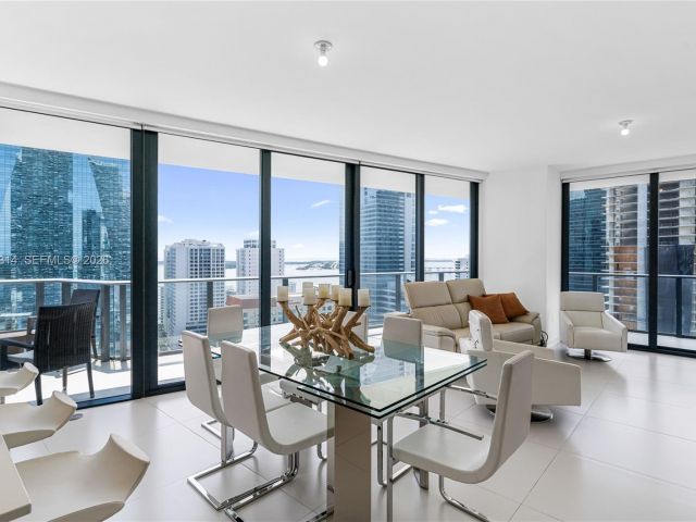 Apartment for rent  Unit #2305 - photo 7451823