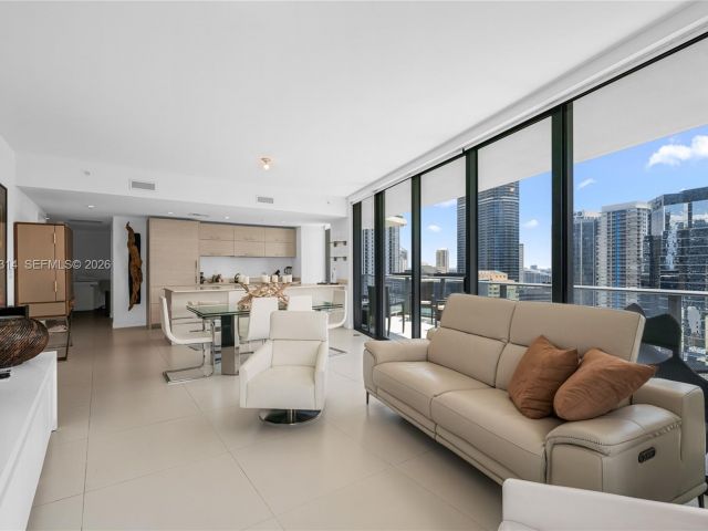 Apartment for rent  Unit #2305 - photo 7451824