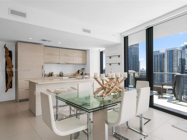 Apartment for rent  Unit #2305 - photo 7451825