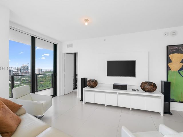 Apartment for rent  Unit #2305 - photo 7451829