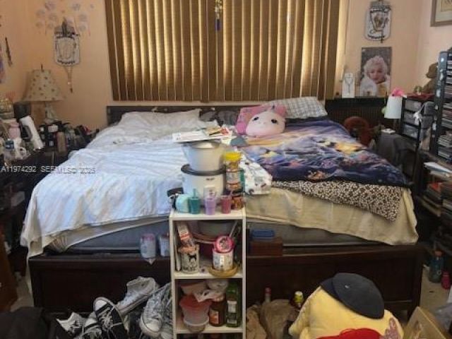 3-bedroom home for sale in North Miami - 15 NE 130th St - MondialRealty