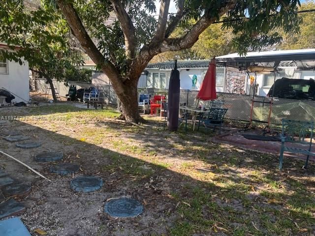 3-bedroom home for sale in North Miami - 15 NE 130th St - MondialRealty