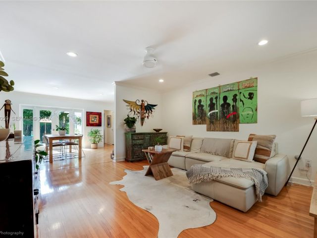 Home for sale at 424 Sansovino Ave - photo 7470763