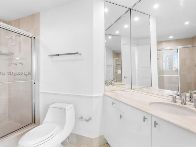 Apartment for rent  Unit #801 - photo 7509883