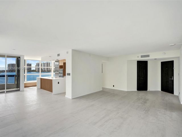 Apartment for sale  Unit #415 - photo 7504028