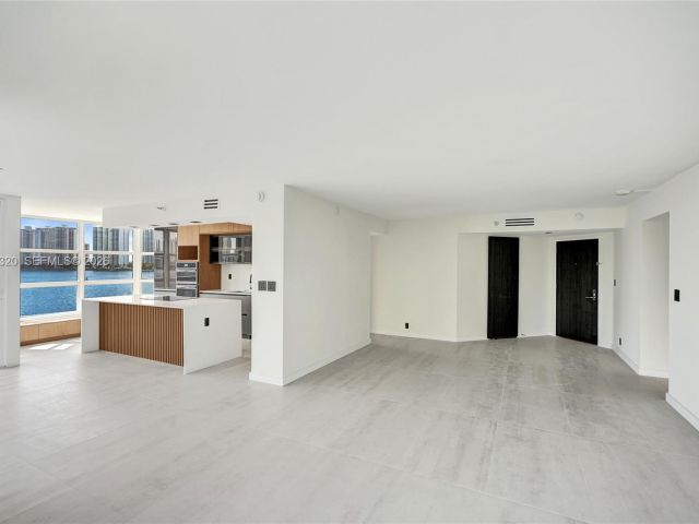 Apartment for sale  Unit #415 - photo 7504029