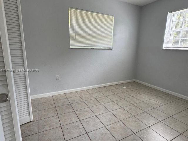 Home for rent at 16981 NE 8th Ct - photo 7481054