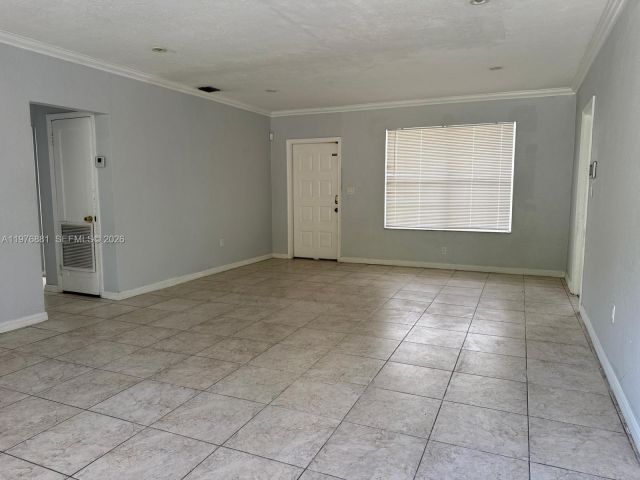 Home for rent at 16981 NE 8th Ct - photo 7481062