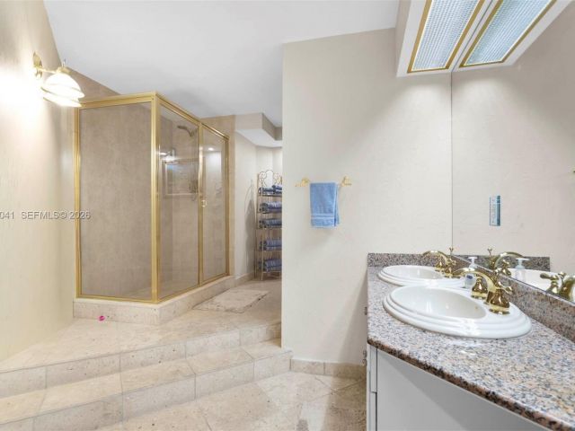 Apartment for sale  Unit #3-AB - photo 7505675