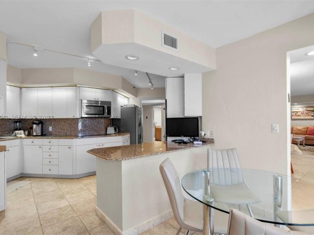 Apartment for sale  Unit #3-AB - photo 7505676