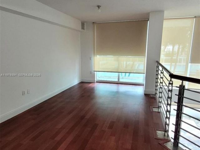2-bedroom condo for rent in Miami - 41 SE 5th St 709 - MondialRealty