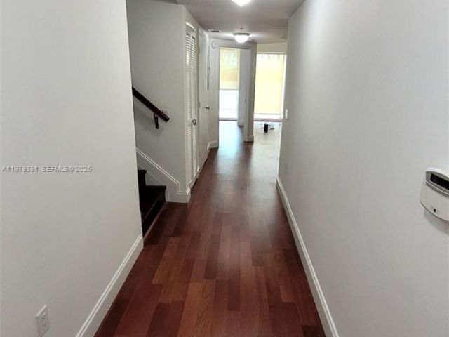 2-bedroom condo for rent in Miami - 41 SE 5th St 709 - MondialRealty