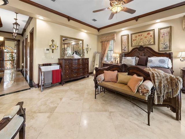 Home for sale at 4501 N Bay Rd - photo 7468576