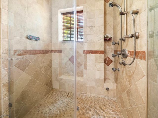 Home for sale at 4501 N Bay Rd - photo 7468581