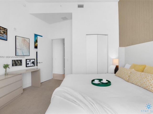 Apartment for sale  Unit #302 - photo 7512371