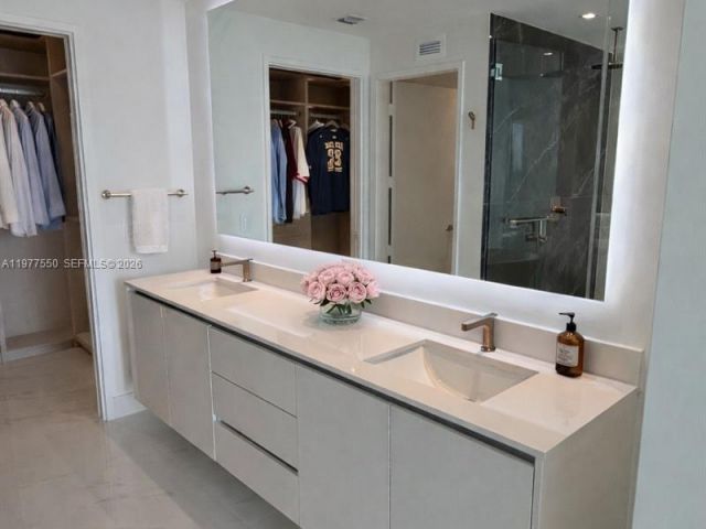 Apartment for rent  Unit #3105 - photo 7489198