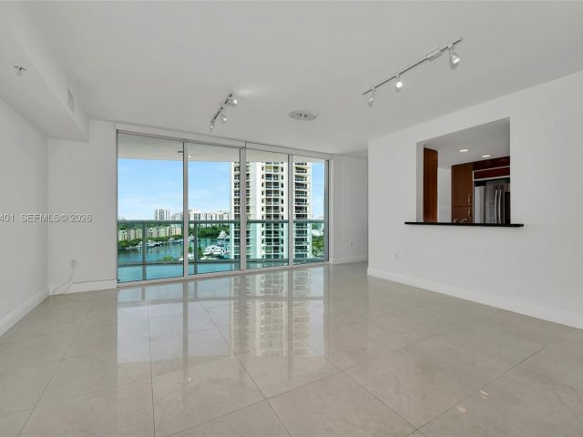 Apartment for sale  Unit #932 - photo 7505391