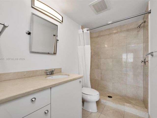 Apartment for sale  Unit #932 - photo 7505407