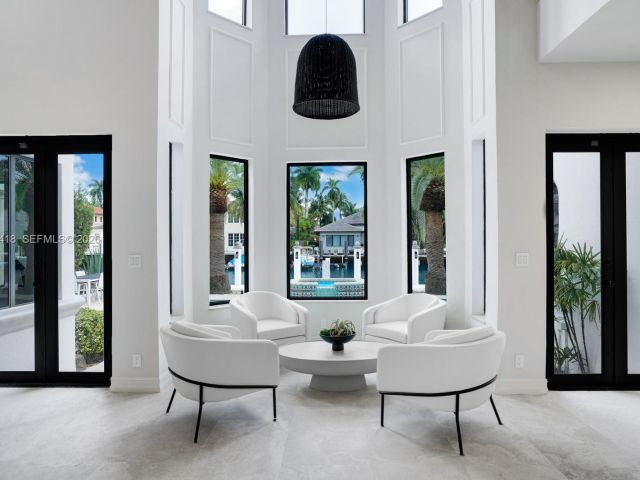 Home for rent at 168 Fiesta Way - photo 7483040