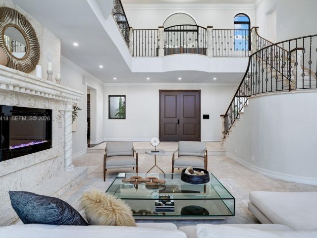 Home for rent at 168 Fiesta Way - photo 7483043