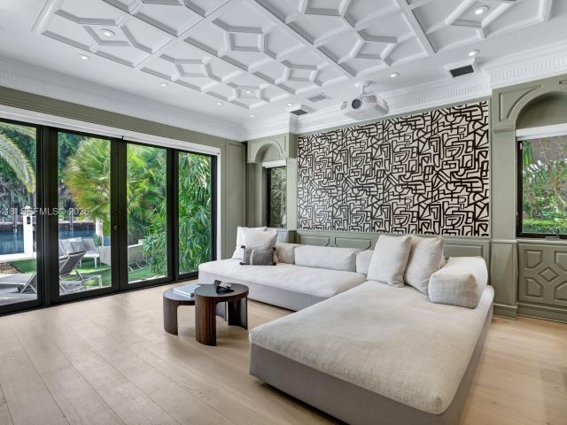 Home for rent at 168 Fiesta Way - photo 7483053