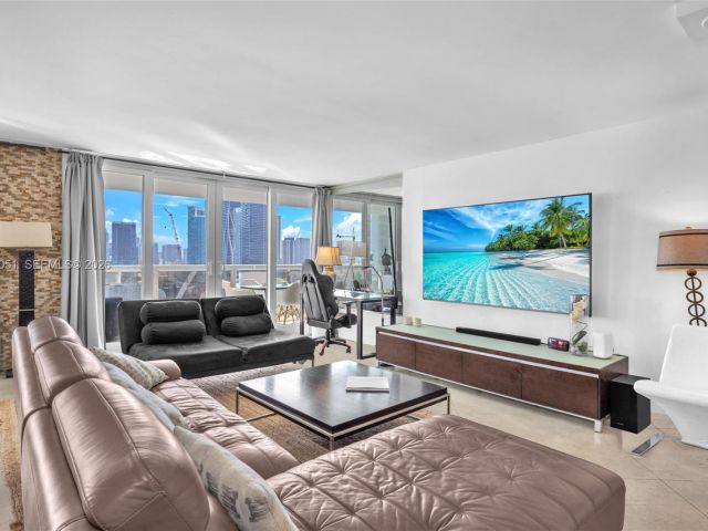 Apartment for rent  Unit #A-2654 - photo 7496137