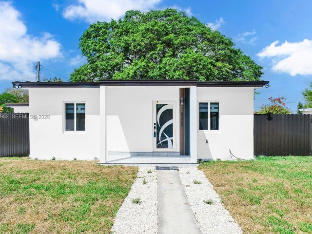 Home for sale at 16320 NW 19 CT - photo 7517115