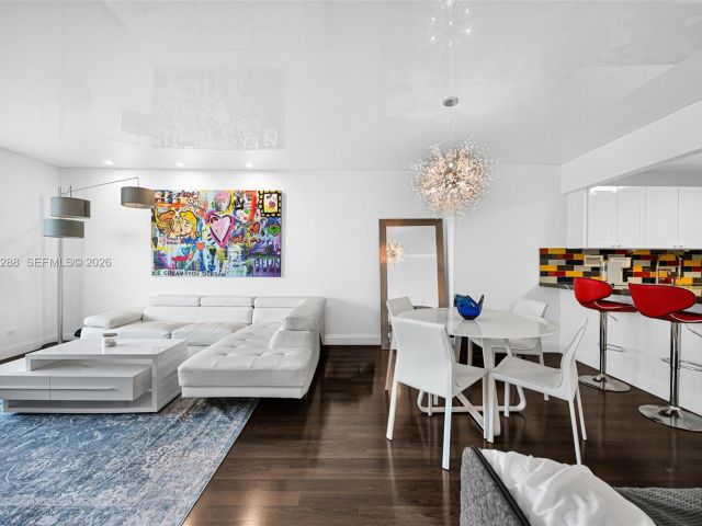 Apartment for sale  Unit #1204 - photo 7524398