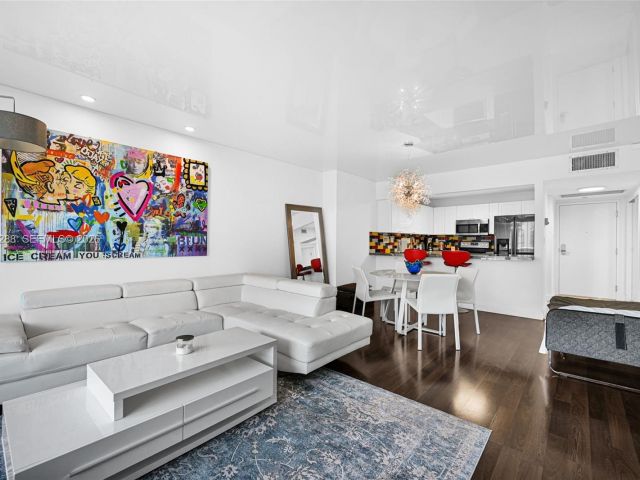 Apartment for sale  Unit #1204 - photo 7524399