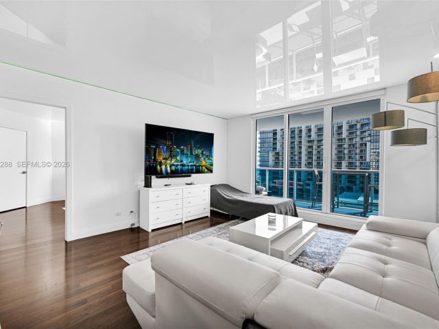 Apartment for sale  Unit #1204 - photo 7524400