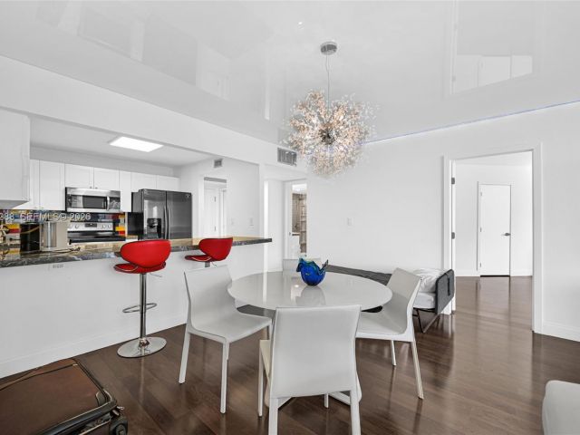 Apartment for sale  Unit #1204 - photo 7524401