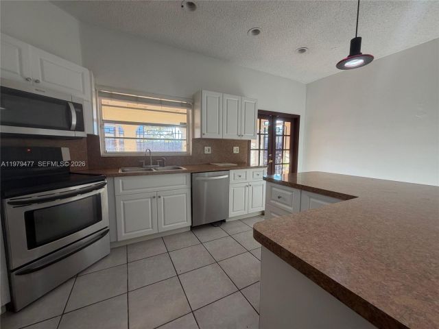 Home for sale at 1090 NW 128th Ct - photo 7530161