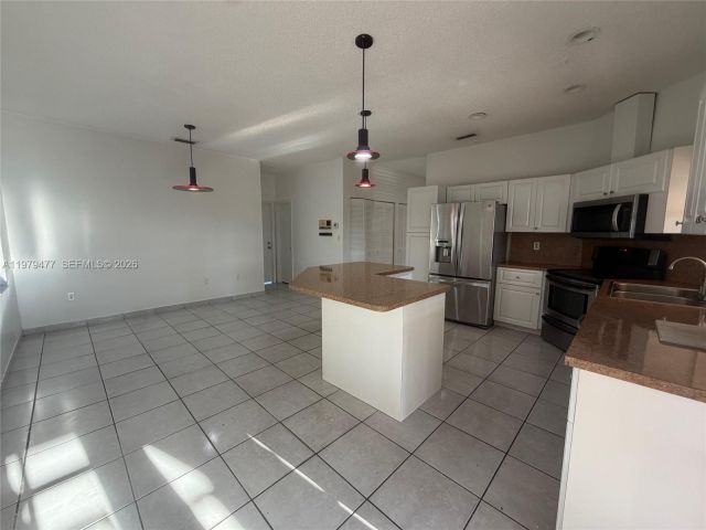 Home for sale at 1090 NW 128th Ct - photo 7530162