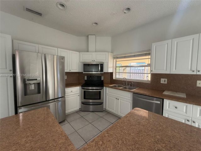 Home for sale at 1090 NW 128th Ct - photo 7530164