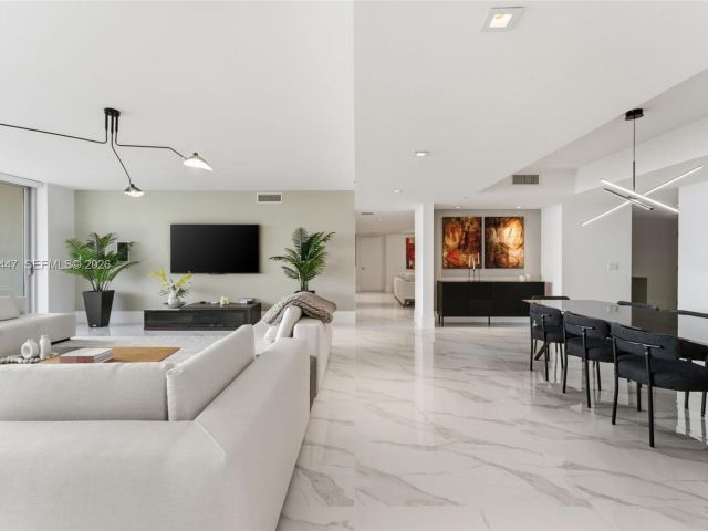 Apartment for sale  Unit #5-2304 - photo 7490023