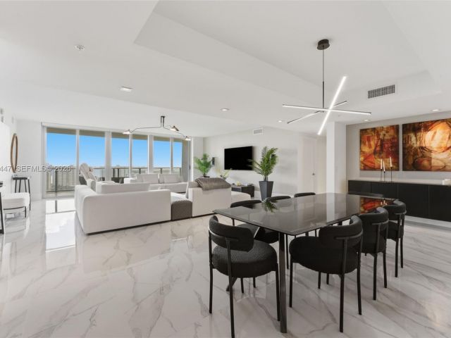 Apartment for sale  Unit #5-2304 - photo 7490031