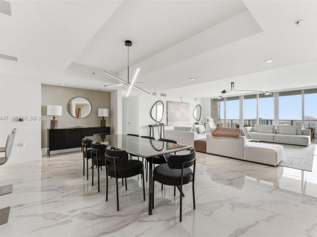 Apartment for sale  Unit #5-2304 - photo 7490033