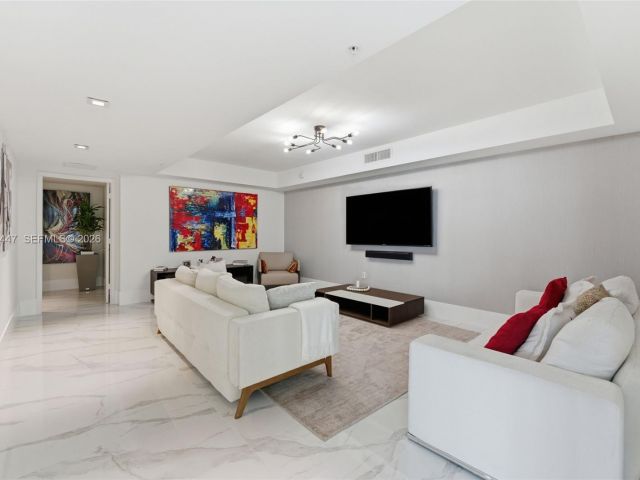 Apartment for sale  Unit #5-2304 - photo 7490046