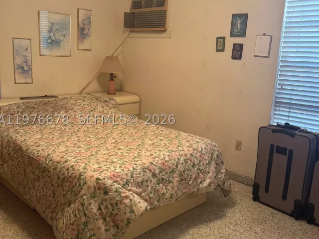 3-bedroom home for sale in Miami - 10730 SW 66th Dr - MondialRealty