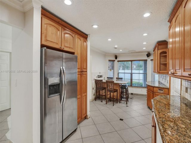 Home for rent at 3745 Piccadilly St 114 - photo 7472162