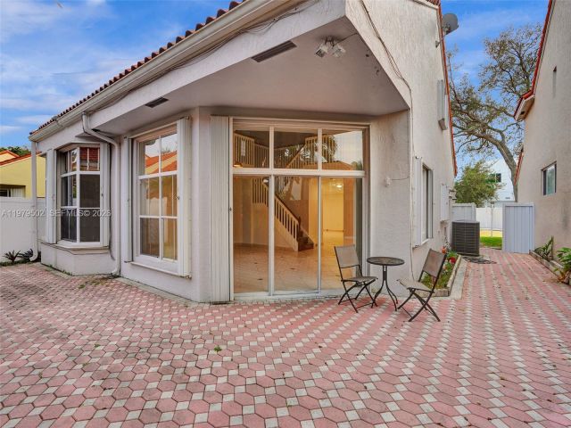 Home for rent at 3745 Piccadilly St 114 - photo 7472176