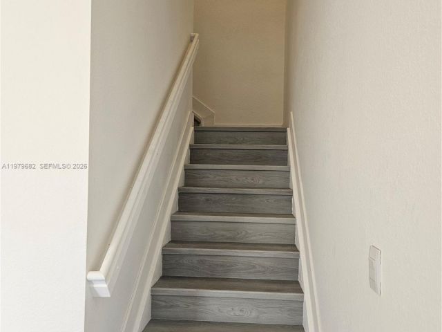 3-bedroom home for rent in Homestead - 1720 SE 9th Ave 0 - MondialRealty