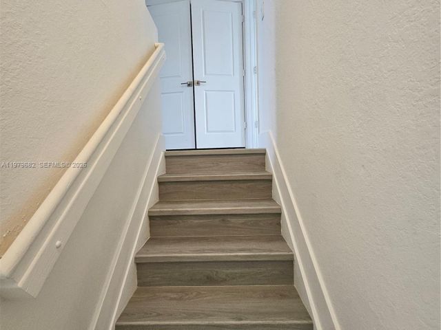3-bedroom home for rent in Homestead - 1720 SE 9th Ave 0 - MondialRealty