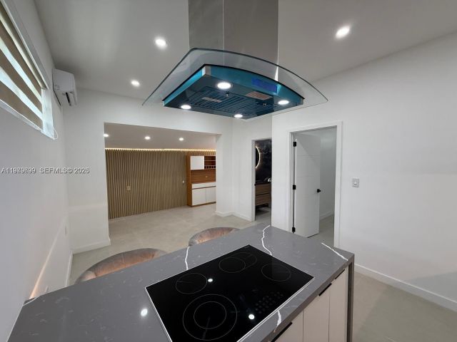 Home for rent at 401 NW 131st St 401 - photo 7475548