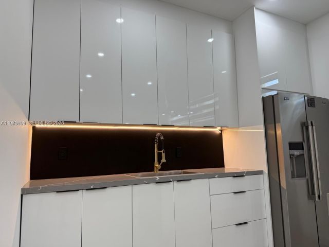 Home for rent at 401 NW 131st St 401 - photo 7475550