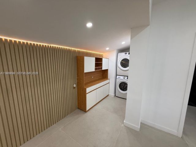 Home for rent at 401 NW 131st St 401 - photo 7475551