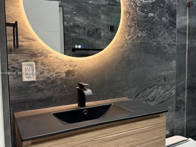 Home for rent at 401 NW 131st St 401 - photo 7475558