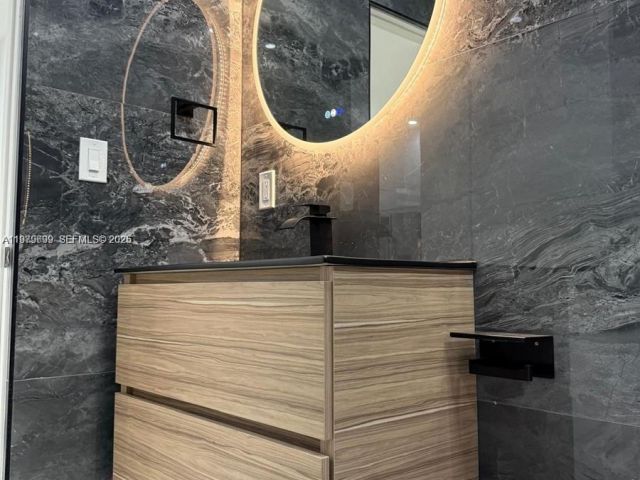 Home for rent at 401 NW 131st St 401 - photo 7475559