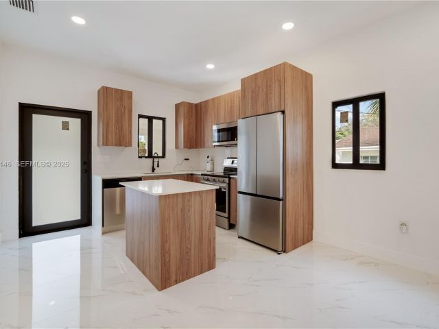 Home for sale at 5511 NW 4th Ave - photo 7509129