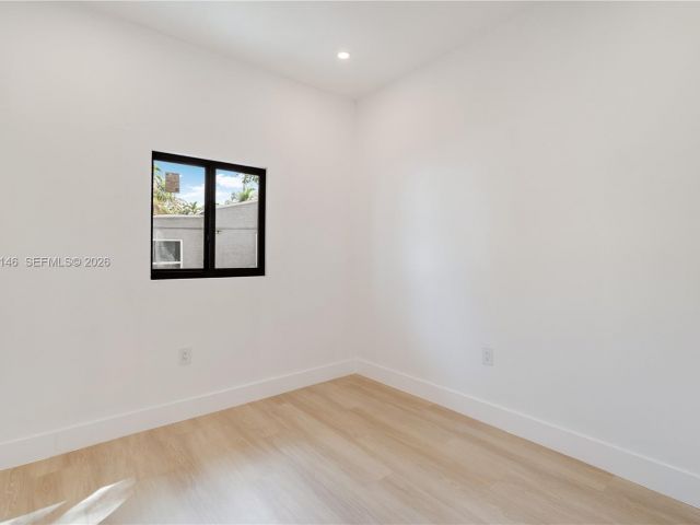 Home for sale at 5511 NW 4th Ave - photo 7509132